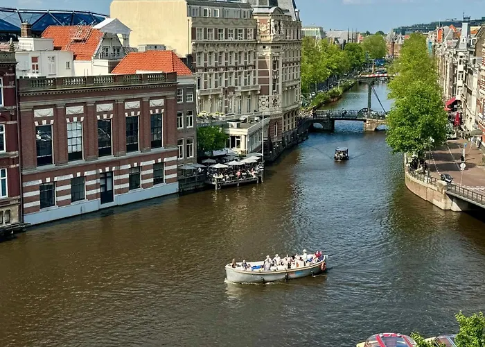 ザ バード ホテル アムステルダム