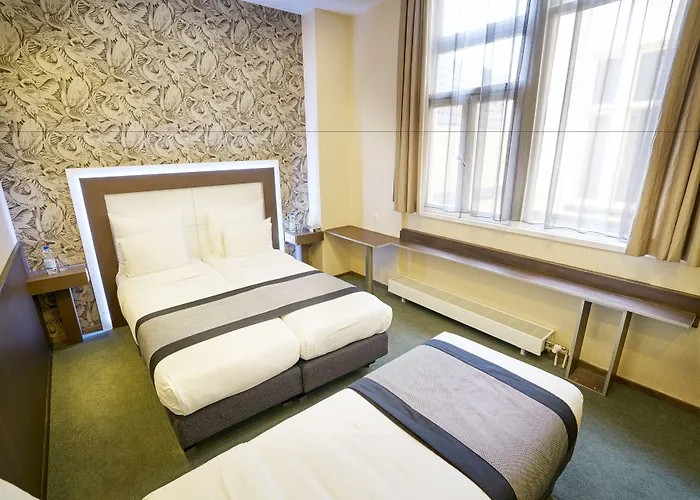 ホテル ザ バード