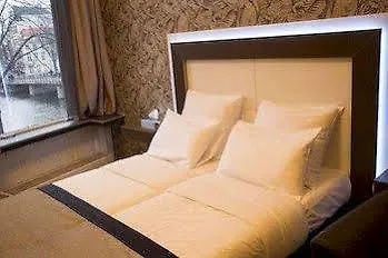 ザ バード ホテル アムステルダム