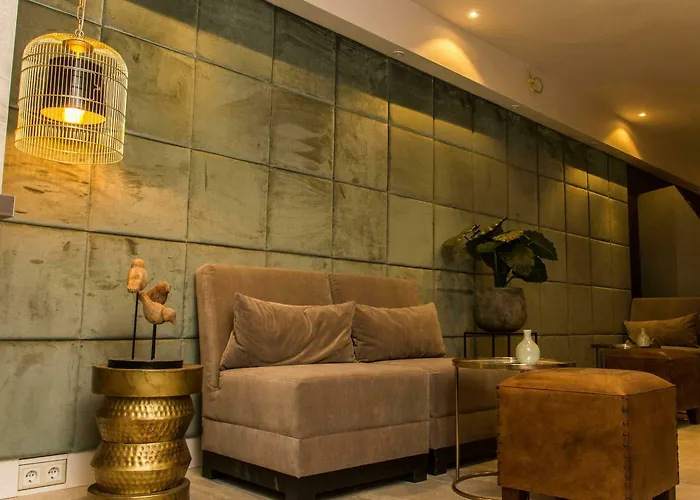 ホテル ザ バード