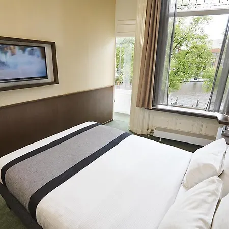The Bird Otel 3*